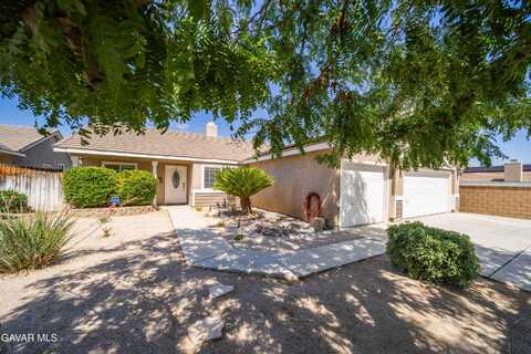 44057 Brandon Thomas Way, Lancaster, CA 93536