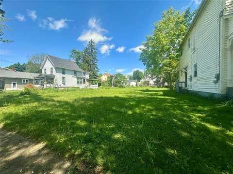 12 Gaylord Street, BINGHAMTON, NY 13904