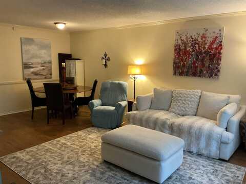 9855 Jefferson Hwy, Baton Rouge, LA 70809