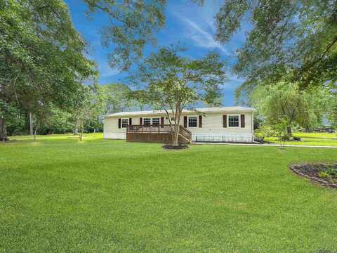 3201 Safer Dr, Slaughter, LA 70777