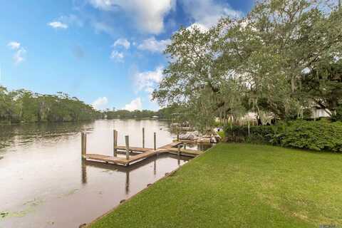 104 Tchefuncte Oaks Dr, Mandeville, LA 70471
