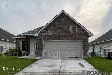 203 Teddy Ln, Lafayette, LA 70507