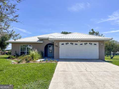 609 Limetree, Sebring, FL 33876