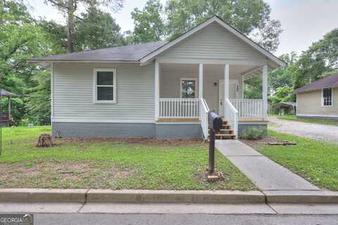 145 6th, Monroe, GA 30655