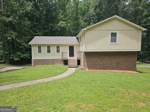 636 Raven Springs, Stone Mountain, GA 30087
