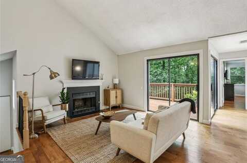 85 Dunwoody Springs, Sandy Springs, GA 30328