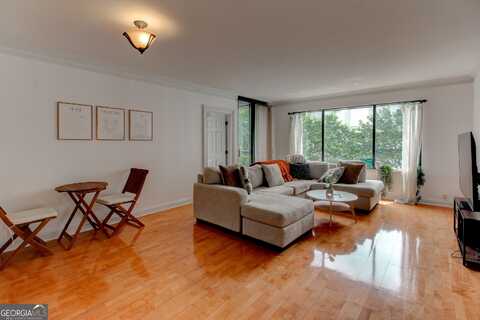 3481 Lakeside, Atlanta, GA 30326