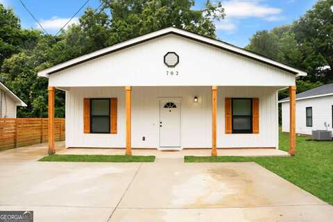 702 Carmen, Fort Valley, GA 31030