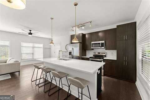 19 Moda, Atlanta, GA 30316
