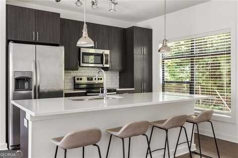 19 Moda, Atlanta, GA 30316