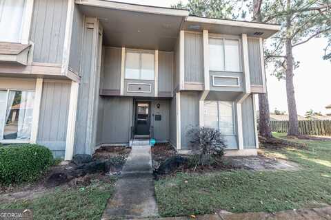 141 Stoneridge, Warner Robins, GA 31088