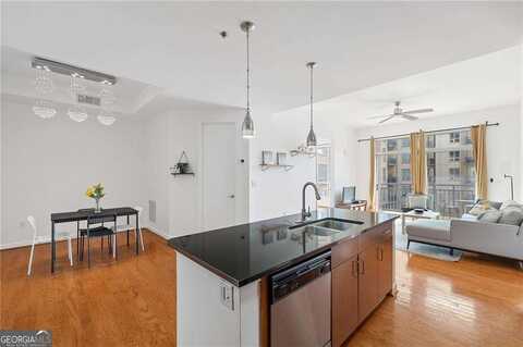 711 Cosmopolitan, Atlanta, GA 30324