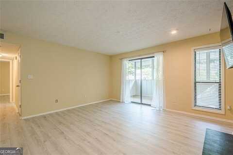1102 WYNNES RIDGE, Marietta, GA 30067