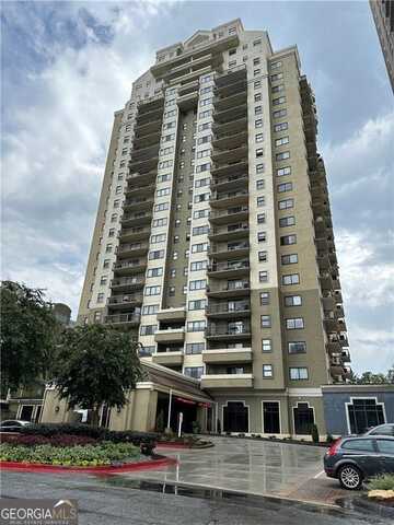 795 Hammond Dr, Sandy Springs, GA 30328