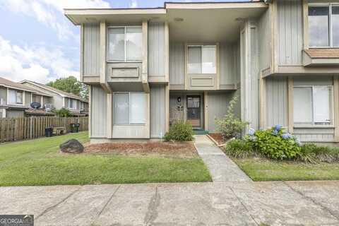 140 Stoneridge, Warner Robins, GA 31088