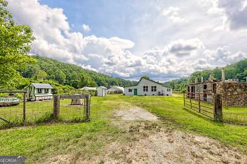 595 Jim McCrackin Road, Clayton, GA 30525