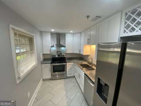 3117 Colonial, Atlanta, GA 30341