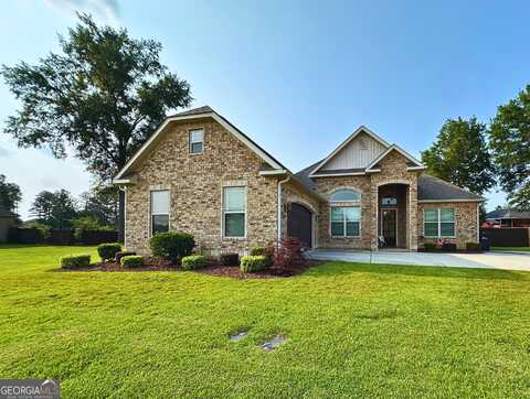 307 Legacy Park, Perry, GA 31069
