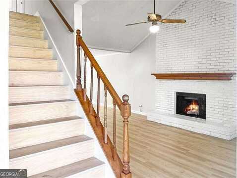 2609 COUNTRY, Conyers, GA 30013