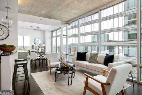 923 Peachtree, Atlanta, GA 30309