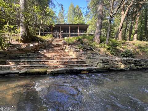 1102 Soque Wilderness, Clarkesville, GA 30523
