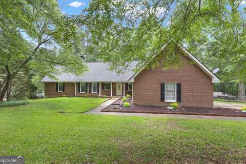 190 Willow Lake, Sharpsburg, GA 30277