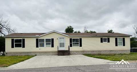 1009 Avenue F, Dodge City, KS 67801