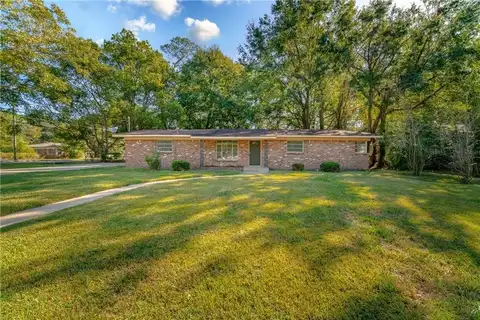 901 Shady Brook Drive, Mobile, AL 36606