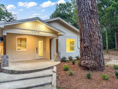 7498 Pinehill Road, Daphne, AL 36526