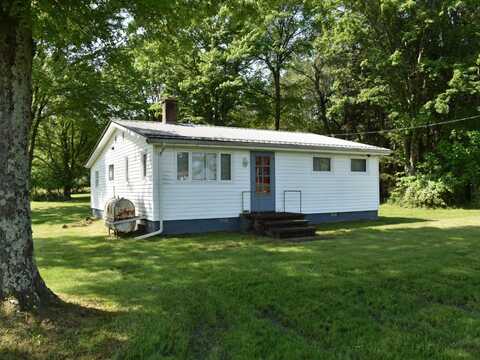 3318 COUNTY LINE Road, Cochranton, PA 16314