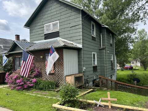 745 W SPRING Street, Titusville, PA 16354