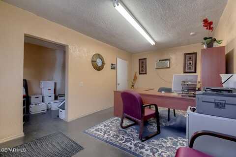 7673 N LOOP Drive unit: 6, El Paso, TX 79915