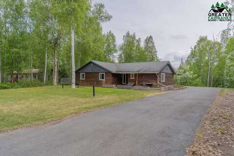 733 RIDGE LOOP ROAD, North Pole, AK 99705