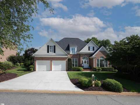 4 Glens Crossing Court, Greer, SC 29650