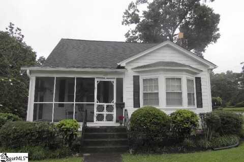 400 Calvert Avenue, Clinton, SC 29325
