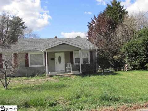 114 Cummings Street, Laurens, SC 29360