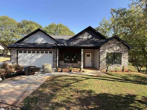 125 Bell Avenue, Inman, SC 29349