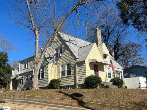102 Highland Road, Easley, SC 29640