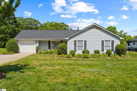 105 Woodland Road, Mauldin, SC 29662