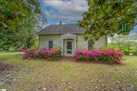8 E Mountain Creek Road, Greenville, SC 29609