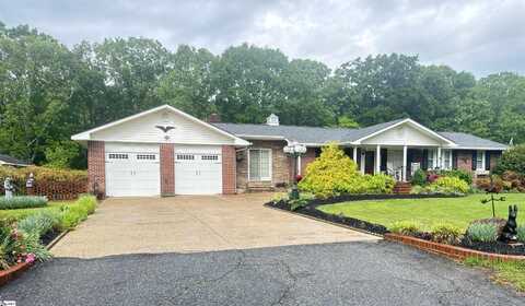 8627 Valley Falls Road, Boiling Springs, SC 29316