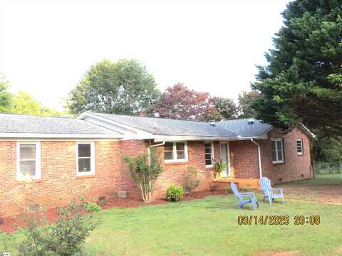 2551 Compton Bridge Road, Inman, SC 29349