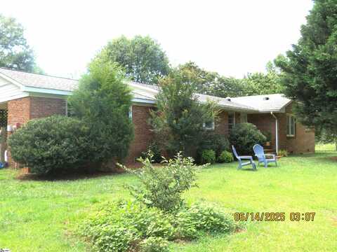 2551 Compton Bridge Road, Inman, SC 29349