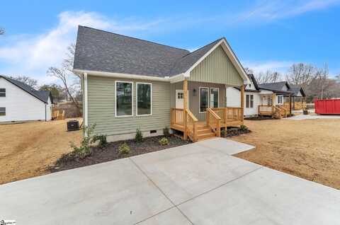 181 Dodd Street, Wellford, SC 29385
