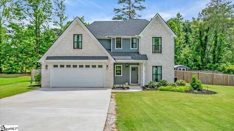 11 Echo Drive, Travelers Rest, SC 29690