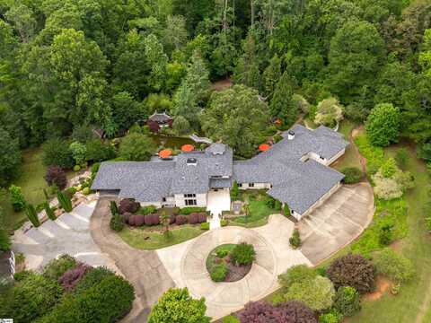 380 MONTAGU Drive, Spartanburg, SC 29301