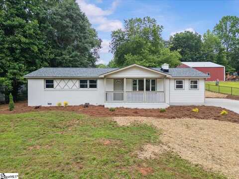 6 Pine Crest Drive, Travelers Rest, SC 29690