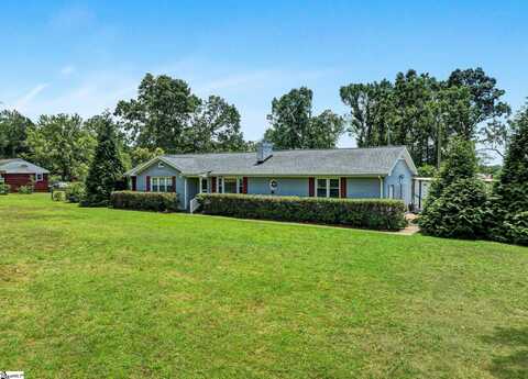 6921 76 Highway, Laurens, SC 29360