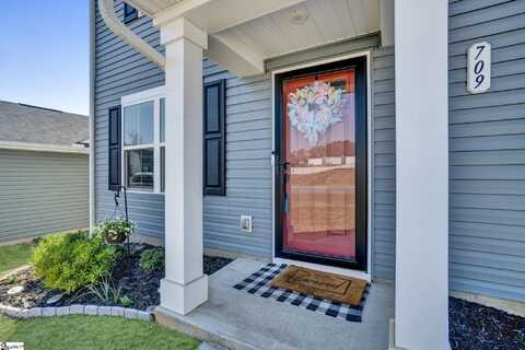 709 Bolsover Way, Woodruff, SC 29388