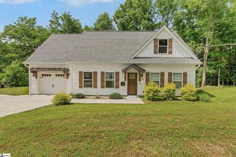 122 Hunters Woods Drive, Simpsonville, SC 29680